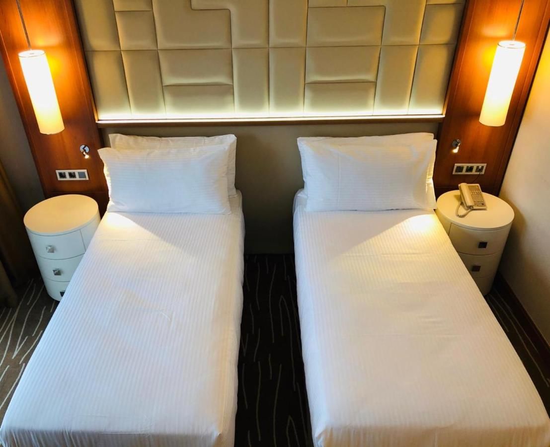 Отель Legend Hotel Batumi Батуми