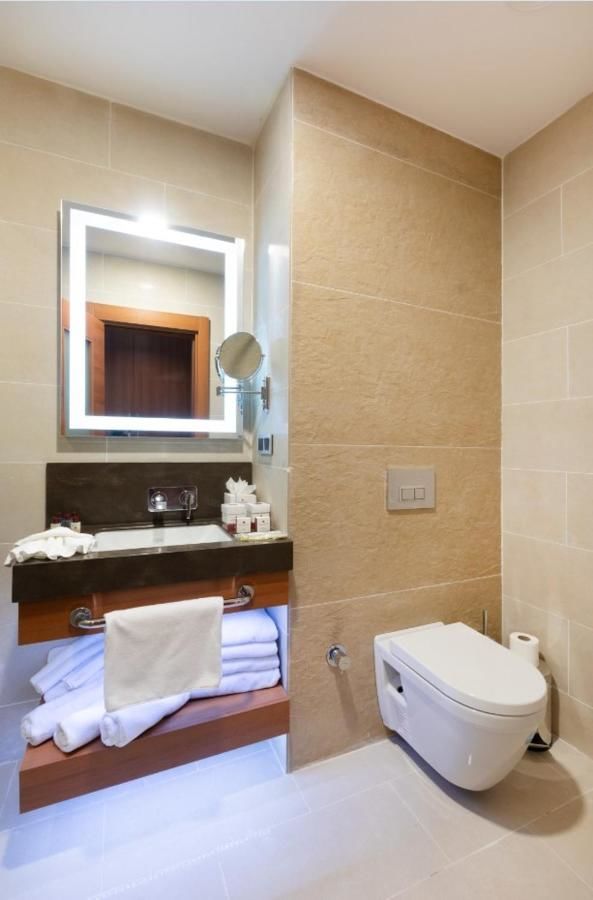Отель Legend Hotel Batumi Батуми