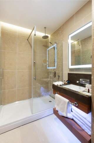 Отель Legend Hotel Batumi Батуми Стандартный двухместный номер с 1 кроватью-6